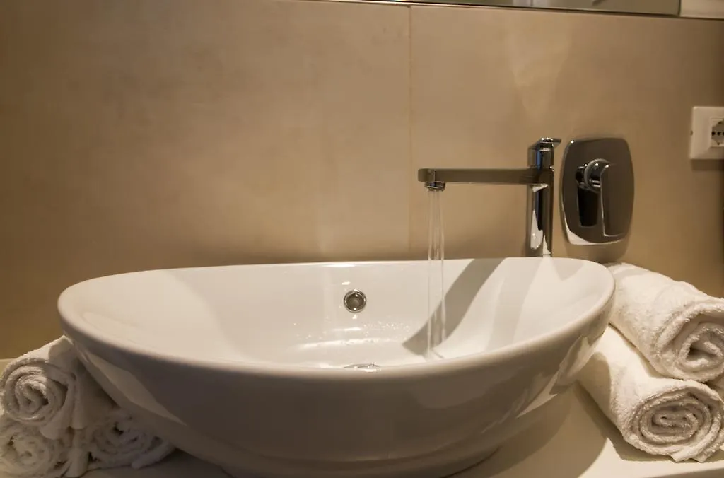 ***  Hotel Eden Viserbella di Rimini Italia